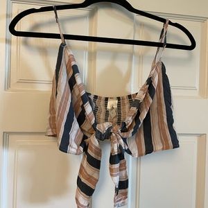 Tie front tank top white blue tan stripe size small